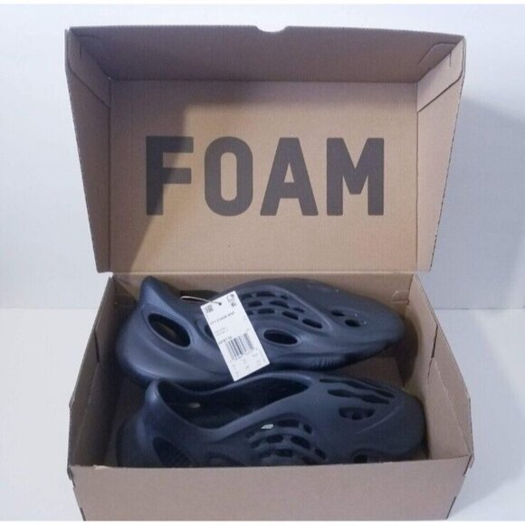 Adidas Yeezy Foam Runner RNNR - Onyx (HP8739) Size 10 - Picture 2 of 5